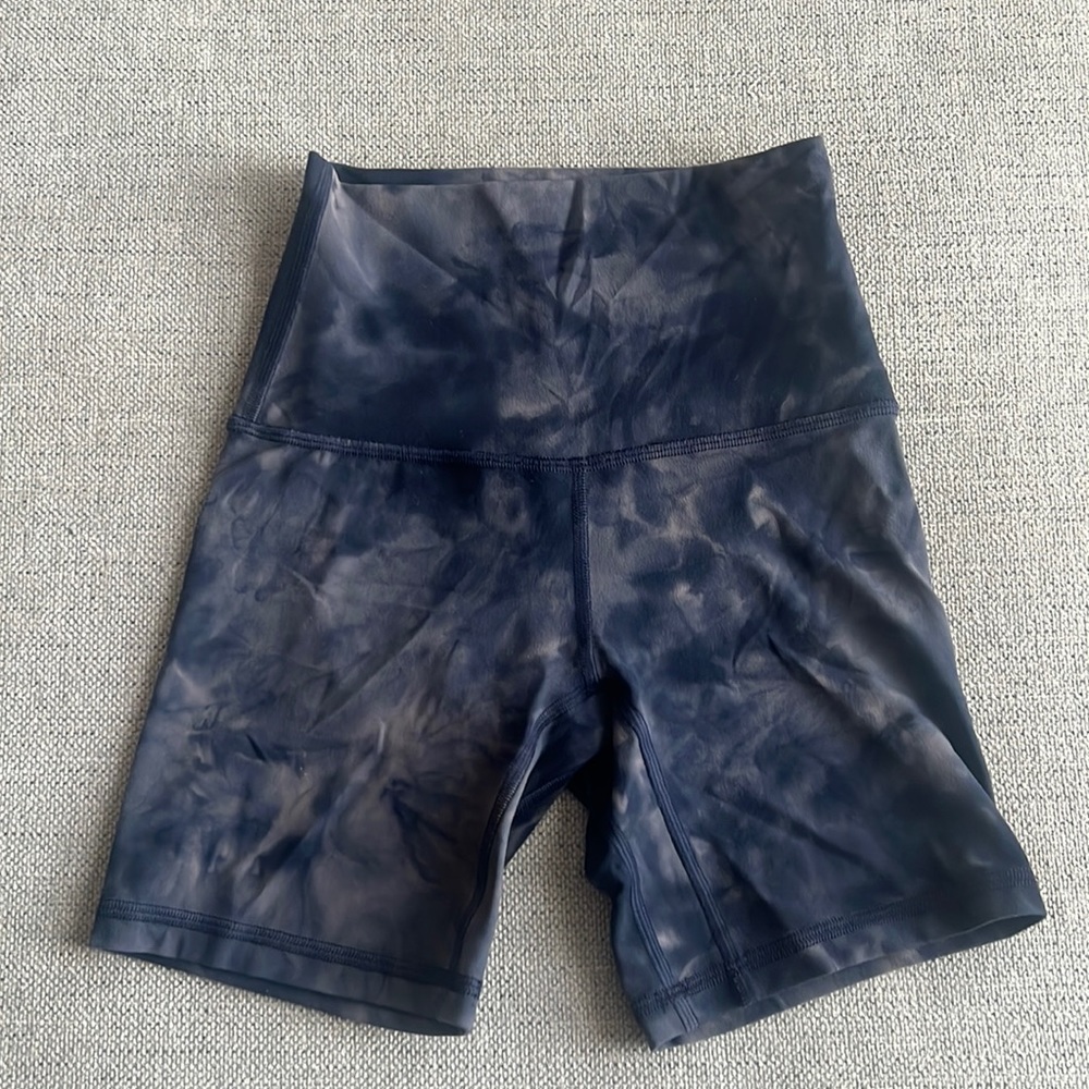 Lululemon High Rise Align Shorts